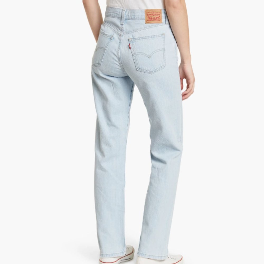 LEVI’S Low Pro Distressed Jeans, Light Wash - Picture 3 of 3